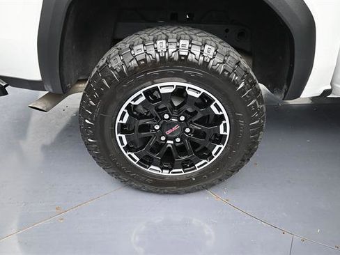 Used 2026 GMC Canyon AT4 AWD/4WD image 21