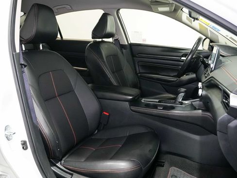 Used 2022 Nissan Altima 2.5 SR FWD image 26
