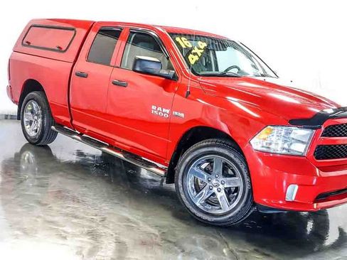 Used 2016 RAM 1500 Express AWD/4WD image 5