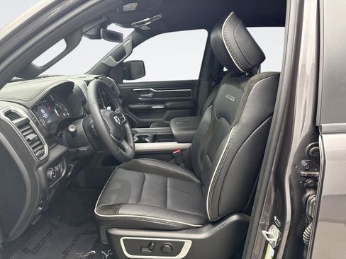 Used 2023 RAM 1500 Laramie AWD/4WD image 11