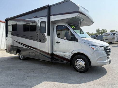 Used 2019 Mercedes-Benz Sprinter 170 image 32