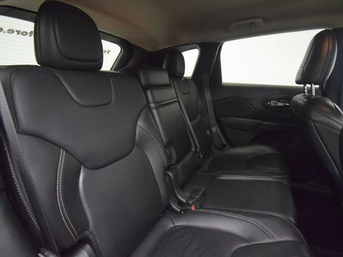 Used 2017 Jeep Cherokee Limited AWD/4WD image 21
