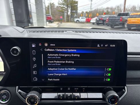 Certified 2024 Chevrolet Colorado Trail Boss w/ Technology Package image 25