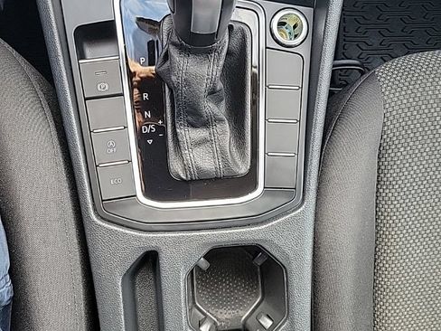 Certified 2021 Volkswagen Jetta S FWD image 10