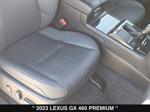 Used 2023 Lexus GX 460 Premium AWD/4WD image 34