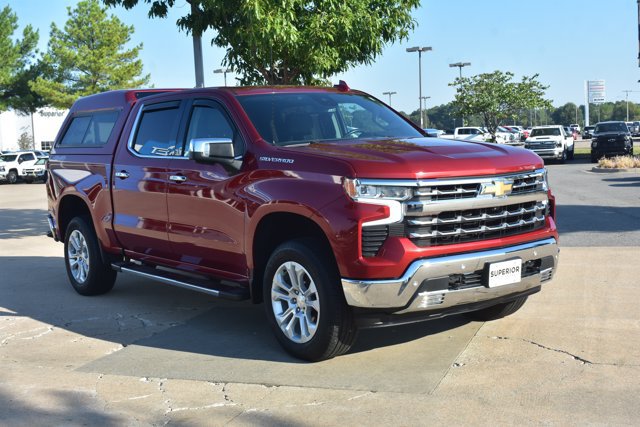 Used 2022 Chevrolet Silverado 1500 LTZ w/ LTZ Convenience Package II AWD/4WD image 3