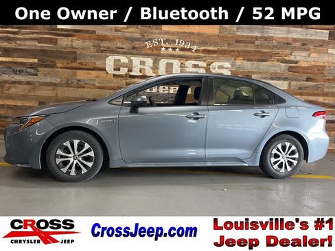 Used 2021 Toyota Corolla LE FWD image 1