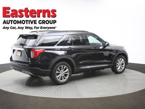 Used 2022 Ford Explorer XLT w/ Equipment Group 202A image 44