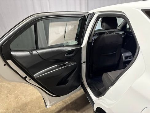 Used 2019 Chevrolet Equinox LT AWD/4WD image 18