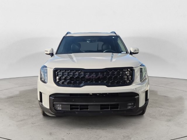 Used 2025 Kia Telluride SX Prestige X-Pro AWD/4WD image 2