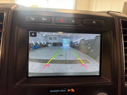 Used 2018 Ford Expedition Limited w/ Equipment Group 301A AWD/4WD image 27