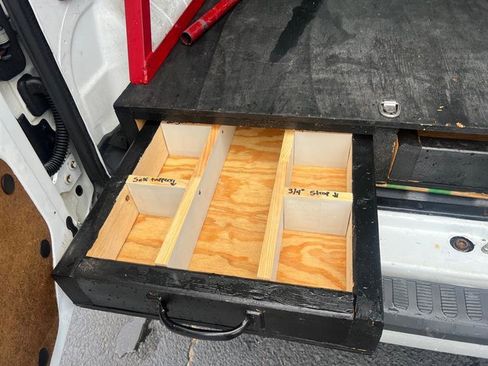 Used 2013 Ford Transit Connect XLT image 39