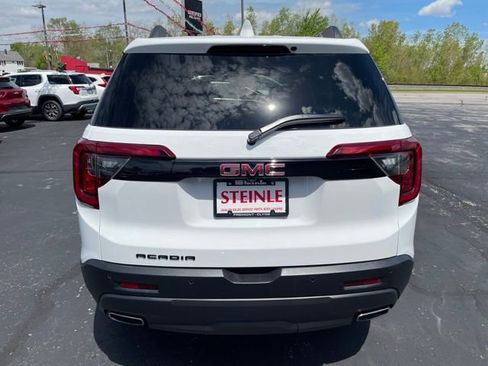 Used 2023 GMC Acadia SLE w/ Driver Convenience Package FWD image 6