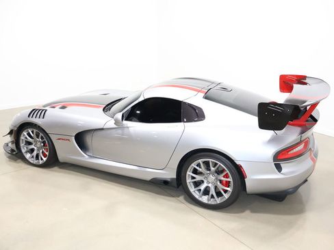 Used 2017 Dodge Viper GTC w/ ACR Package image 8