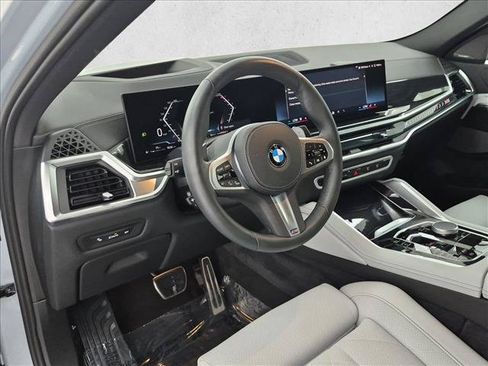 Used 2026 BMW X6 xDrive40i w/ Premium Package AWD/4WD image 10