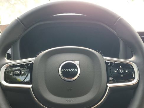 Used 2026 Volvo XC60 B5 Plus w/ Protection Package Premier AWD/4WD image 22