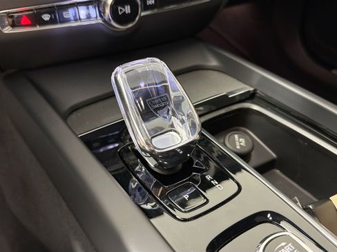 Certified 2023 Volvo S60 B5 Ultimate FWD image 16