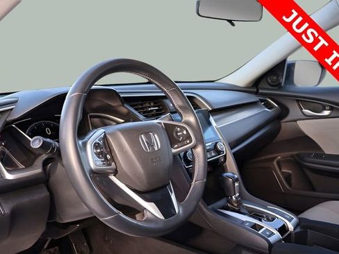 Used 2019 Honda Civic EX image 11