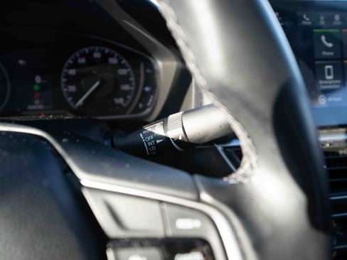 Certified 2021 Honda Accord EX-L image 14