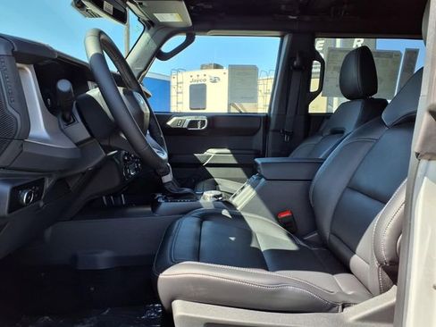 New 2026 Ford Bronco Outer Banks w/ Sasquatch Package image 10