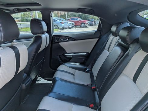Used 2017 Honda Civic EX image 13
