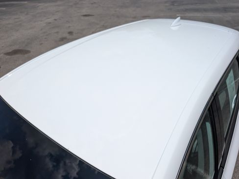 Used 2018 Chevrolet Bolt LT FWD image 14