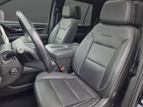 Used 2021 GMC Yukon Denali w/ Denali Ultimate Package AWD/4WD image 12