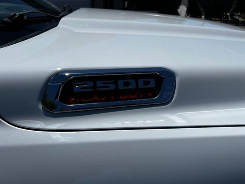 Used 2024 RAM 2500 Big Horn w/ Off Road Package AWD/4WD image 12