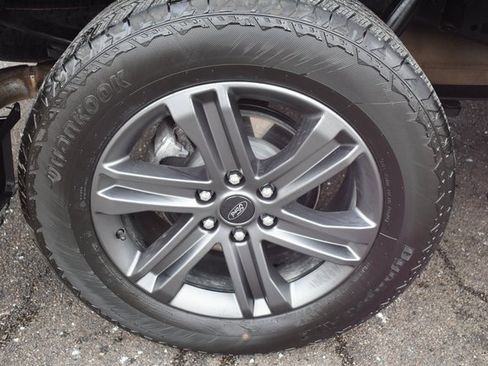 Used 2023 Ford F150 Lariat w/ Equipment Group 502A High image 59