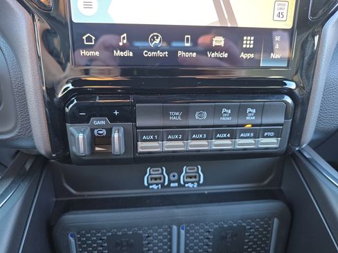 New 2026 RAM 5500 Laramie image 9