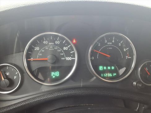 Used 2017 Jeep Wrangler Unlimited Sahara image 12