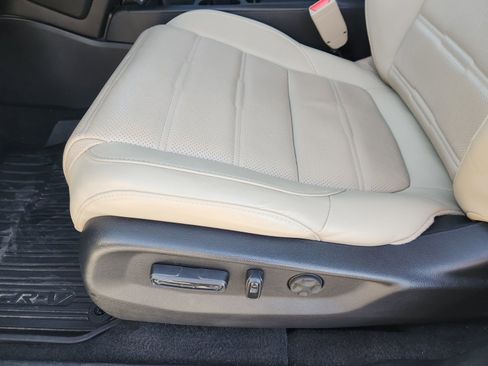 Used 2021 Honda CR-V EX-L image 29