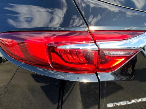 Used 2021 Buick Enclave Avenir image 25