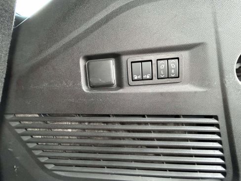 Used 2024 Chevrolet Tahoe Premier image 19