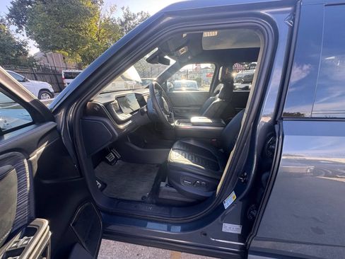 Used 2022 Rivian R1T Launch Edition AWD/4WD image 4