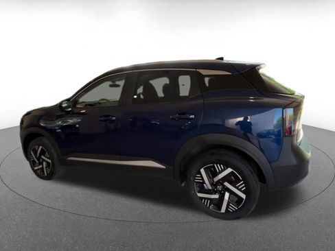 Used 2026 Nissan Kicks SV w/ Cold Weather Package FWD image 10