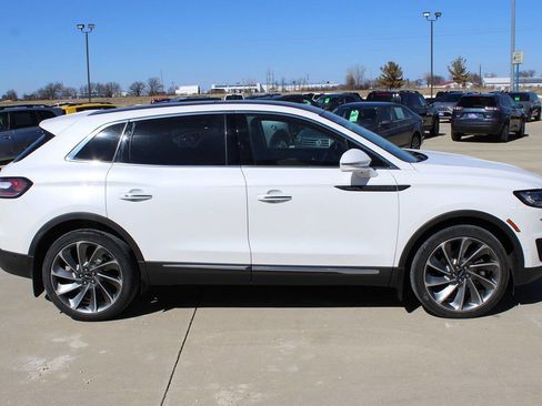 Used 2020 Lincoln Nautilus Reserve w/ Equipment Group 201A image 4