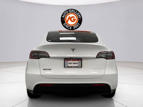Used 2023 Tesla Model Y Long Range image 6