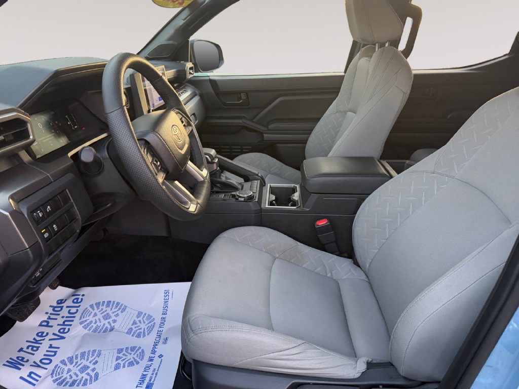 Used 2026 Toyota Tacoma SR5 AWD/4WD image 9