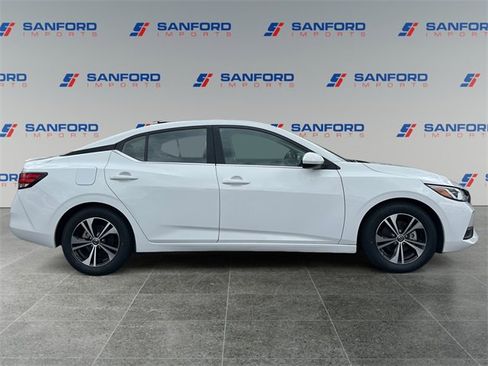 Used 2022 Nissan Sentra SV w/ Trunk Package image 6