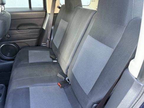 Used 2012 Jeep Patriot Sport FWD image 16