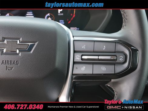 Used 2025 Chevrolet Colorado Trail Boss AWD/4WD image 35