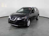 Used 2019 Nissan Rogue SV image 2