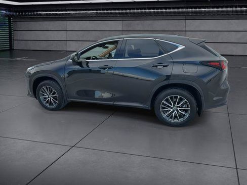 Certified 2025 Lexus NX 250 FWD w/ Accessory Package (2T) image 5