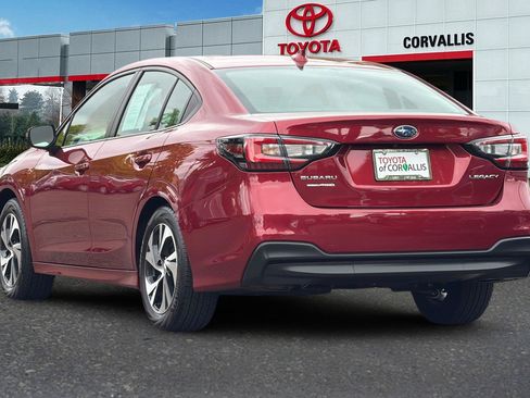 Used 2025 Subaru Legacy Premium AWD/4WD image 6
