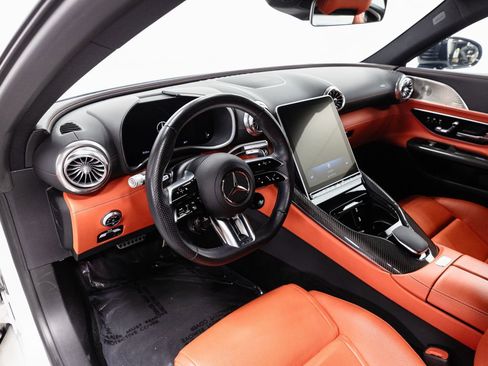 Certified 2022 Mercedes-Benz SL 55 AMG 4MATIC w/ Driver Assistance Package image 10