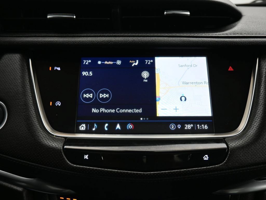Used 2025 Cadillac XT5 Premium Luxury FWD image 18
