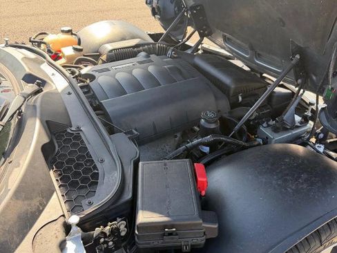 Used 2006 Pontiac Solstice Convertible w/ Premium Package RWD image 24