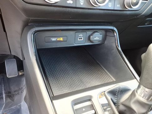 Used 2023 Honda CR-V LX image 19