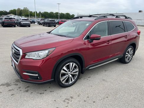 Used 2019 Subaru Ascent Limited w/ Popular Package #2A AWD/4WD image 1